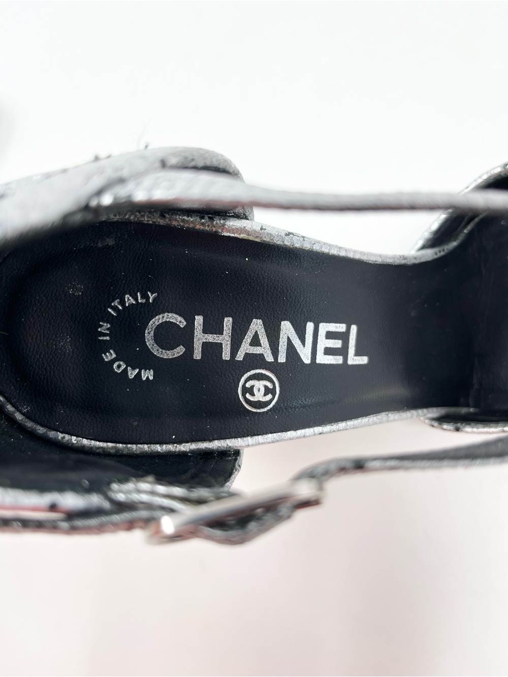 Vintage Chanel Silver Leather CC Logo Cap Toe Platform High Heels Pumps 36.5 - Picture 10 of 15